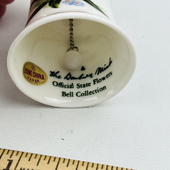 Danbury Mint‎ Alaska Forget-Me-Not Official State Flower Bell Collection - Picture 3 of 5